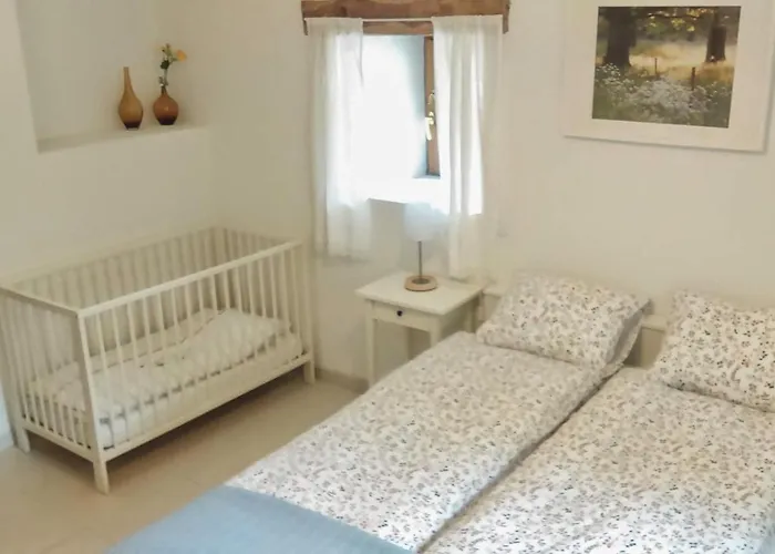 Las Navedas * Santibanez de Villacarriedo