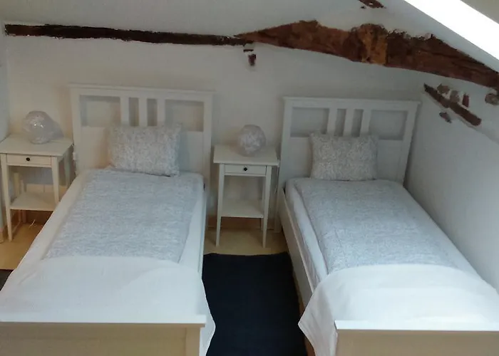 Las Navedas * Santibanez de Villacarriedo